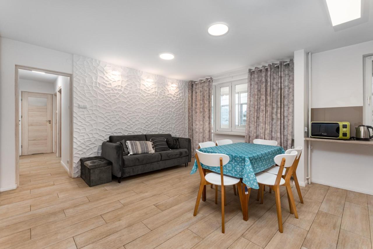 Emilii Plater 47 By Homeprime * Warszawa